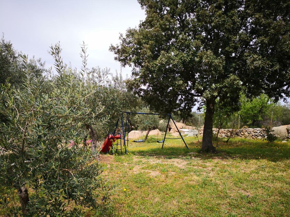 Villa L'Oleandro Oliena Bagian luar foto